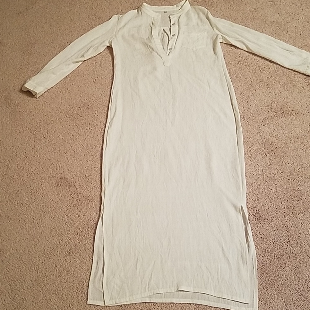 White maxi shirt dress